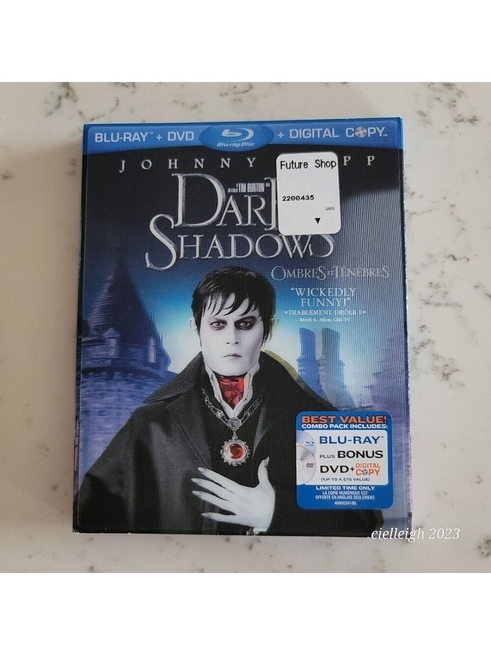 📽3 for $10 movies📽 Tim Burton's Dark Shadows with Johnny Depp DVD/Blu-R